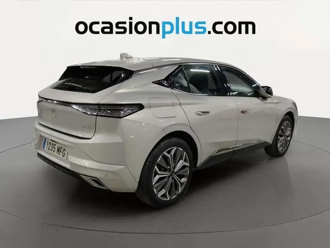 Usado DS Automobiles DS4 Crossback Rivoli 226 CV (166 kW) 2023 Plateado SUV