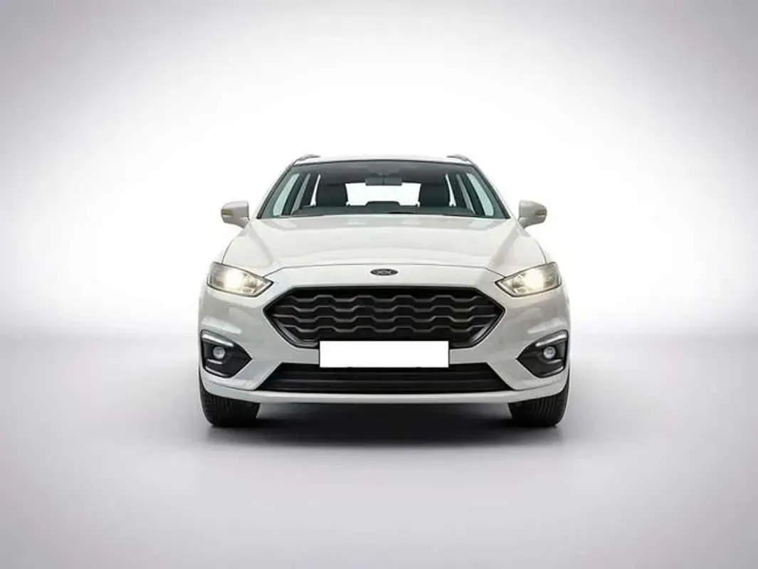 Usado Ford Mondeo ST-Line 186 CV (136 kW) 2020 Blanco Familiar