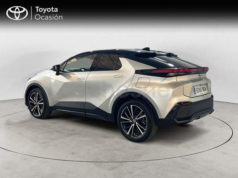 Usado Toyota C-HR 223 CV (164 kW) 2025 Gris / plata SUV