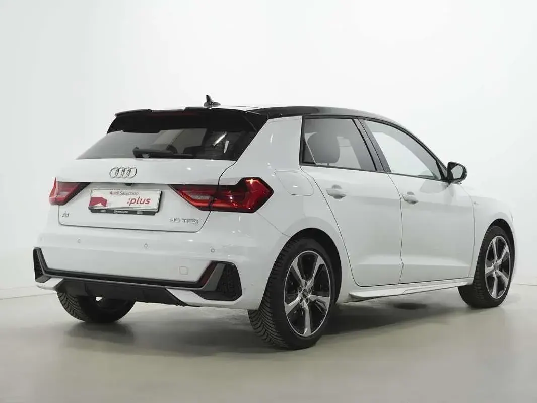 Usado Audi A1 Sportback 110 CV (80 kW) 2023 Blanco Utilitario