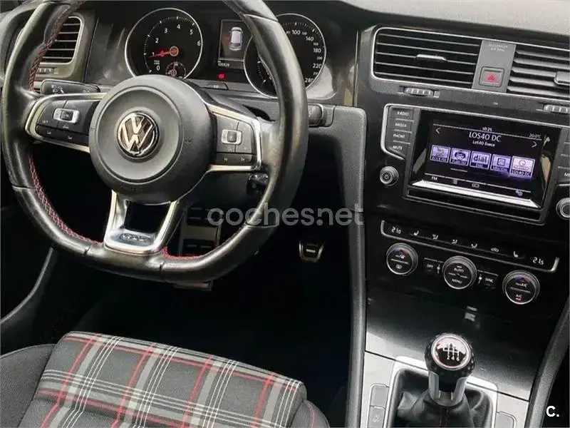 Usado VW Golf VII GTI 220 CV (161 kW) 2014 Negro Berlina