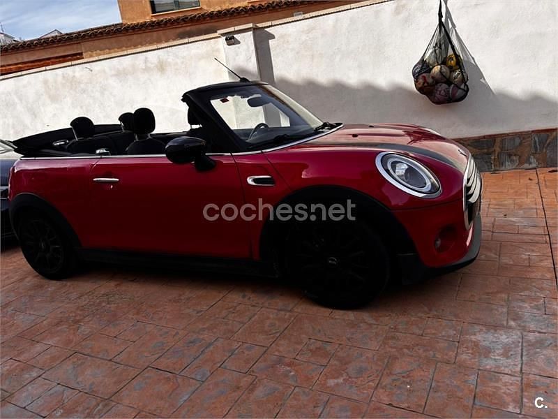 Usado Mini Cooper Cabriolet 136 CV (100 kW) 2019 Rojo Descapotable