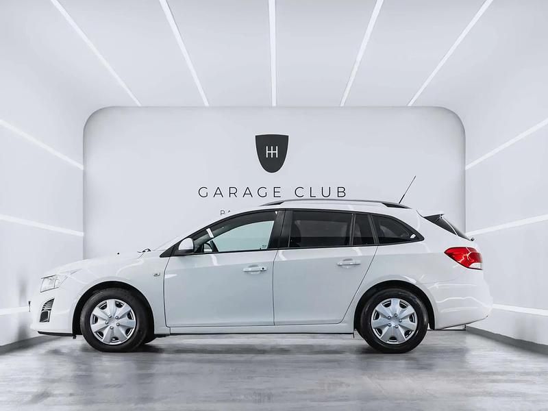Usado Chevrolet Cruze LT 131 CV (96 kW) 2013 Blanco Familiar
