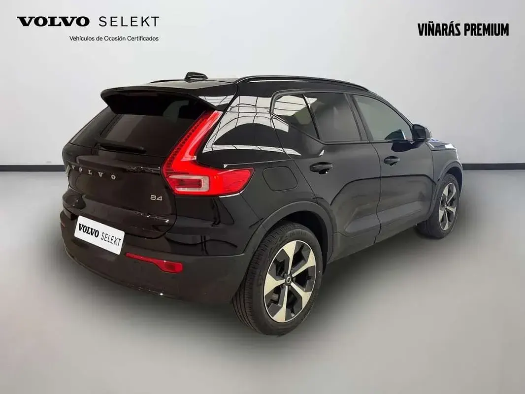 Usado Volvo XC40 Plus 197 CV (144 kW) 2024 Negro SUV