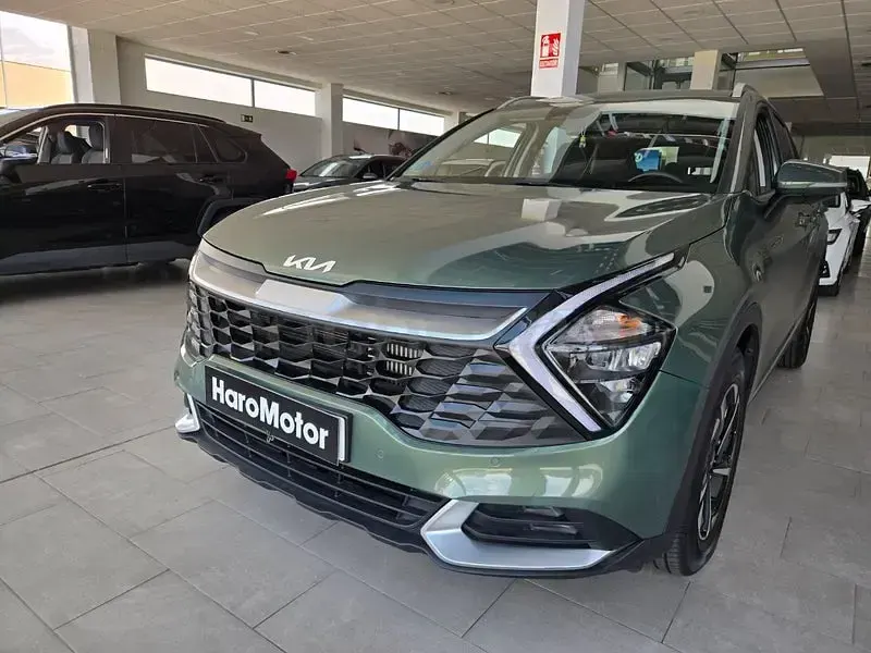 Usado Kia Sportage 150 CV (110 kW) 2022 Verde SUV