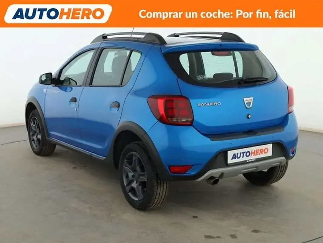 Usado Dacia Sandero 90 CV (66 kW) 2017 Azul Utilitario