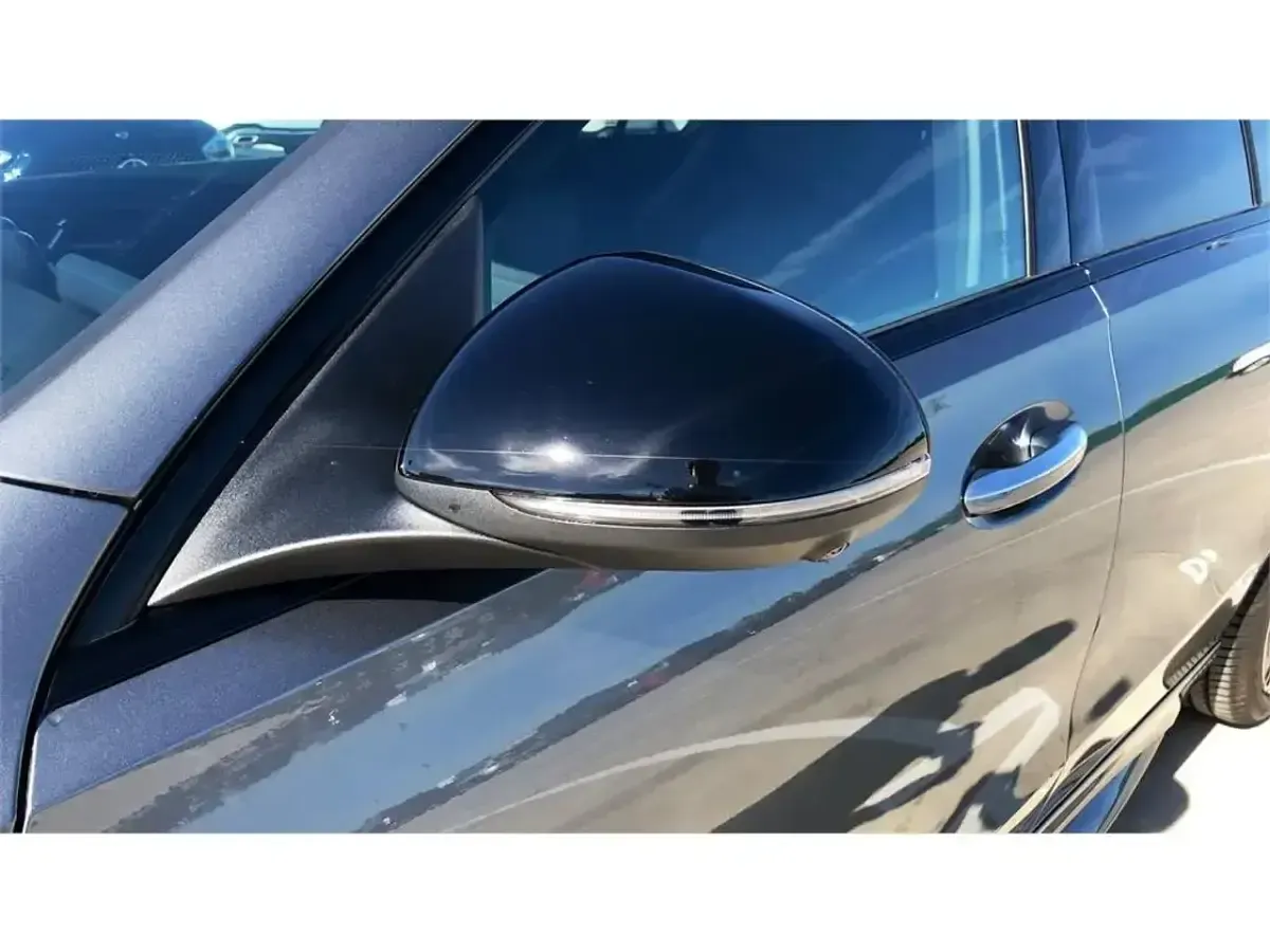 Usado Mercedes C220 197 CV (144 kW) 2025 Gris Berlina