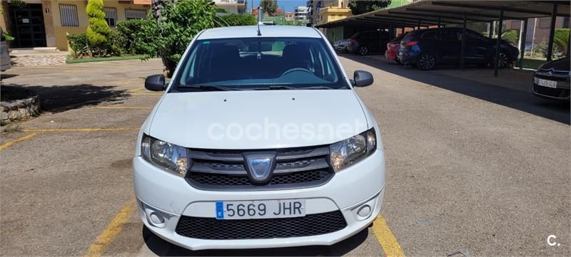 Blanco Usado 2015 Dacia Sandero Ambiance Utilitario | 6800 € (Precio justo) - Imagen 1/4