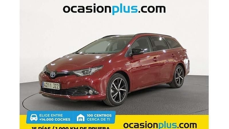 Rojo Usado 2017 Toyota Auris Touring Sports Familiar | 19.490 € - Imagen 1/4