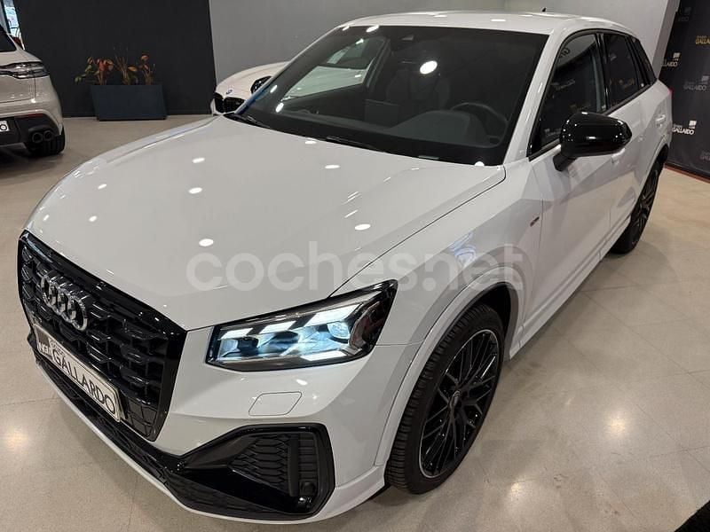 Usado Audi Q2 Ambiente 150 CV (110 kW) 2023 Blanco SUV