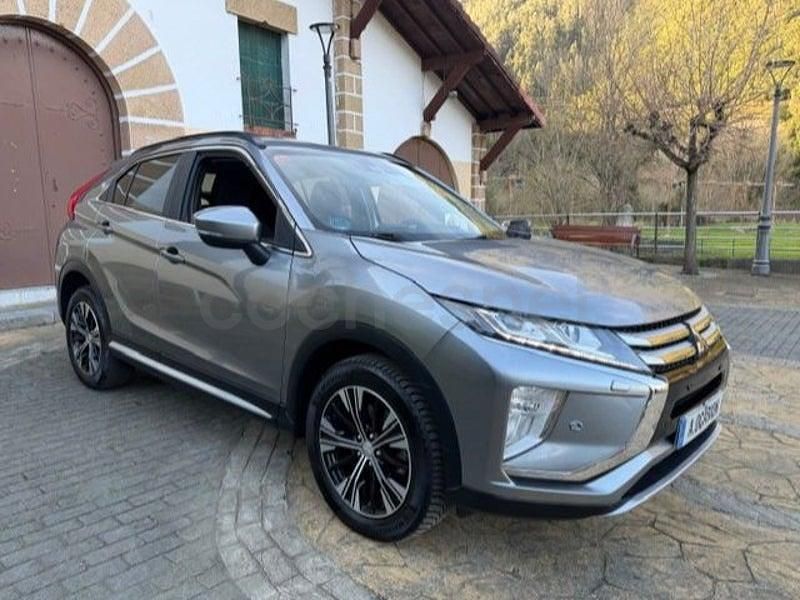 Usado Mitsubishi Eclipse Cross Motion 163 CV (119 kW) 2019 Gris / plata SUV