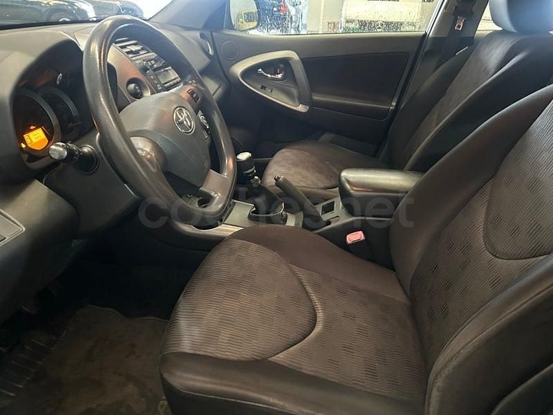 Usado Toyota RAV4 Active 150 CV (110 kW) 2010 Gris / plata SUV