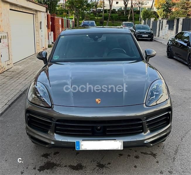Gris / plata Usado 2020 Porsche Cayenne SUV | 49.900 € (Precio justo) - Imagen 1/4