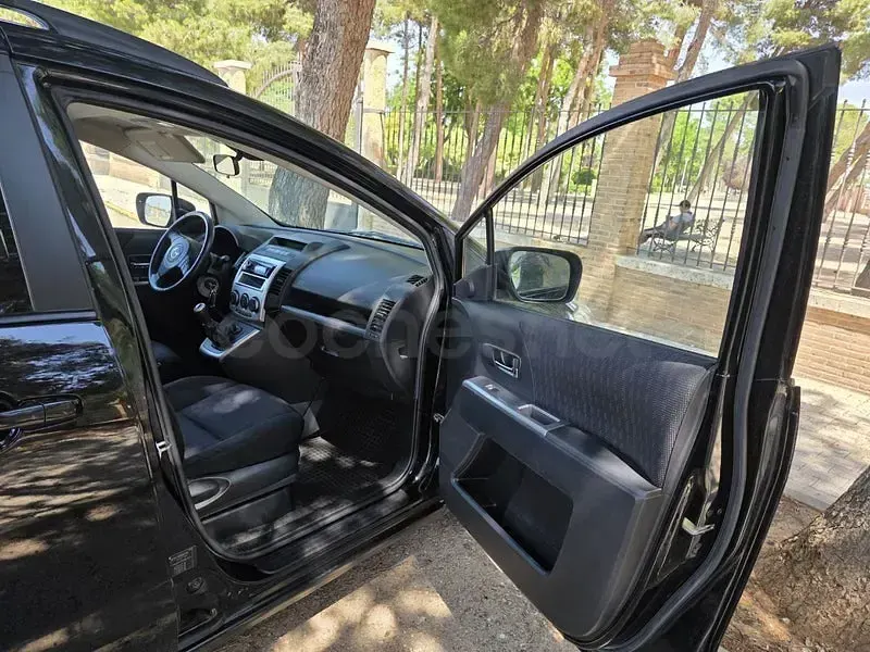 Usado Mazda 5 Active 110 CV (80 kW) 2009 Negro Monovolumen
