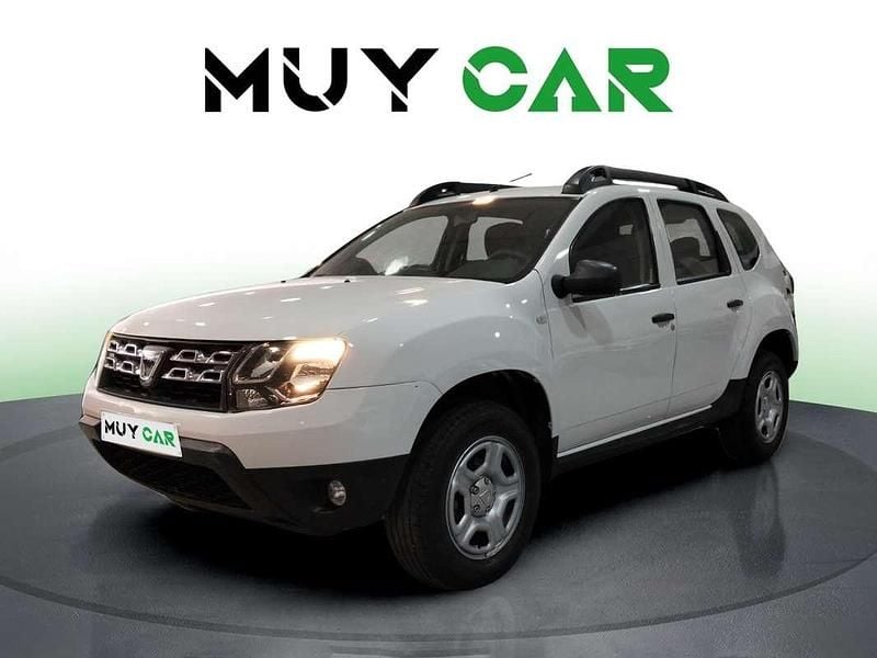 Usado Dacia Duster Ambiance 114 HP (83 kW) 2017 Branco SUV