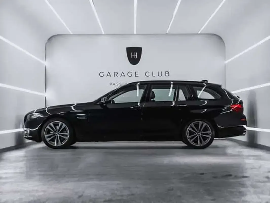 Usado BMW 520 Comfort Edition 190 CV (139 kW) 2017 Negro Familiar