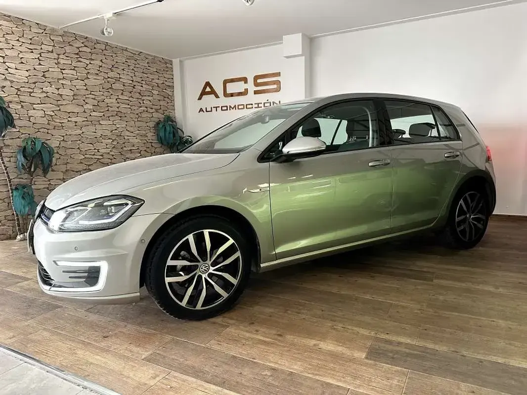 Occasion VW e-Golf 100 kW (136 ch) 2021 Gris Citadine