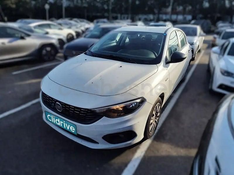 Usado Fiat Tipo Business 95 CV (69 kW) 2019 Blanco Familiar