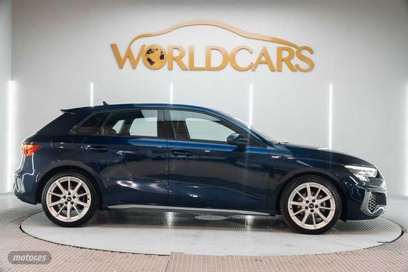 Usado Audi A3 150 CV (110 kW) 2023 Azul Berlina