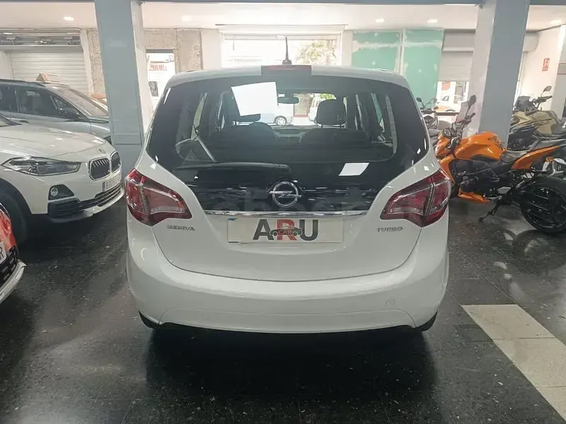 Usado Opel Meriva Selective 120 CV (88 kW) 2015 Blanco Monovolumen