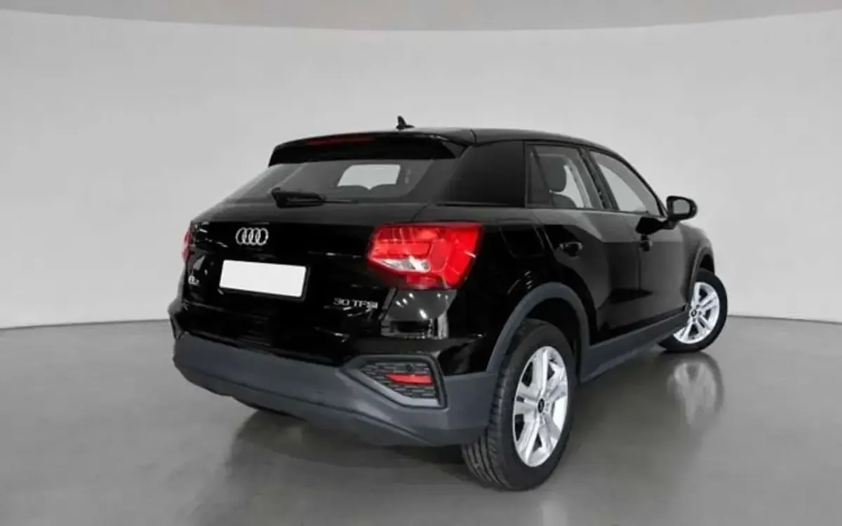 Usado Audi Q2 Sport 116 CV (85 kW) 2022 Negro SUV