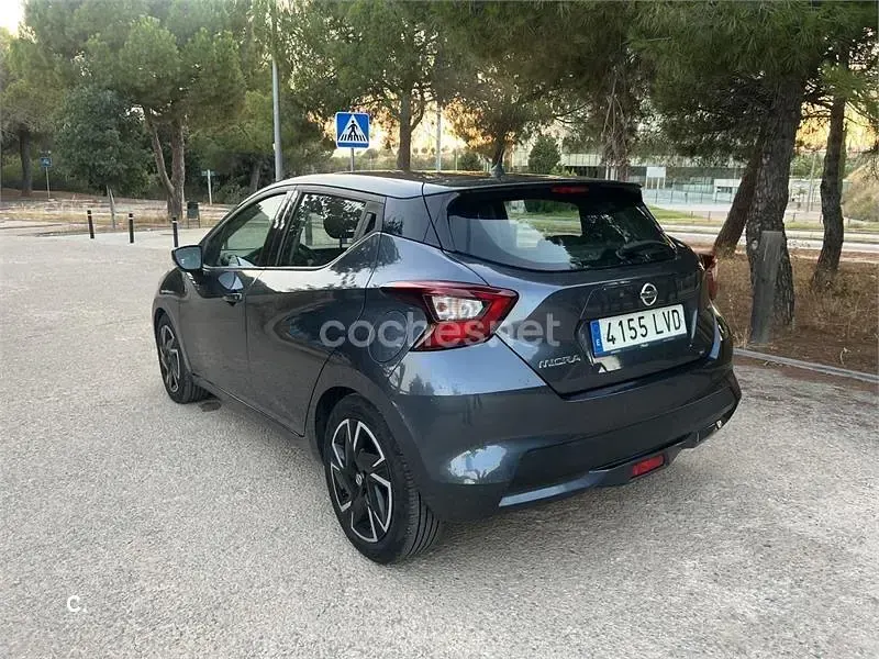 Usado Nissan Micra Visia 92 CV (67 kW) 2022 Gris / plata Utilitario