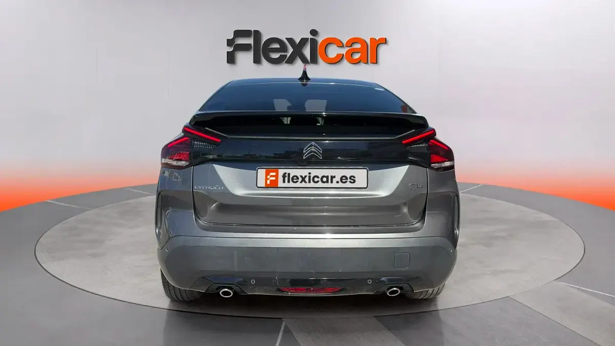 Usado Citroën C4 Feel 131 CV (96 kW) 2023 Gris SUV
