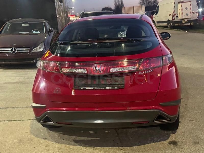 Usado Honda Civic Comfort 140 CV (102 kW) 2009 Granate Berlina