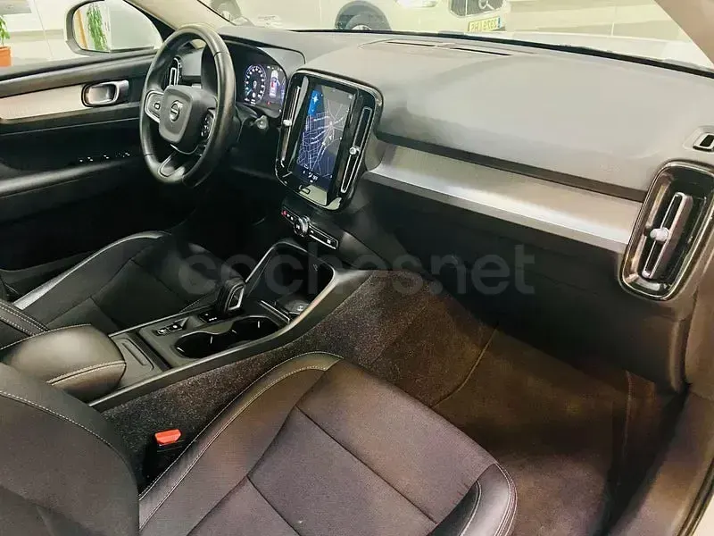 Usado Volvo XC40 Business Edition 190 CV (139 kW) 2020 Blanco SUV
