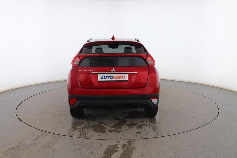 Usado Mitsubishi Eclipse Cross Motion 163 CV (119 kW) 2020 Rojo SUV