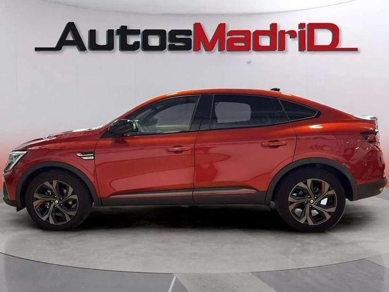 Usado Renault Arkana RS Line 141 CV (103 kW) 2022 Rojo SUV