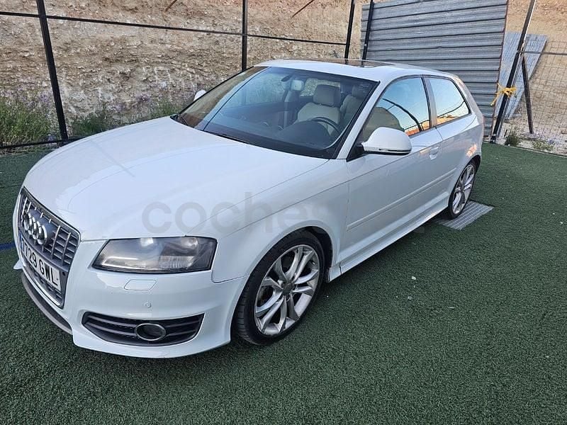 Usado Audi A3 Ambition 200 CV (147 kW) 2010 Blanco Utilitario