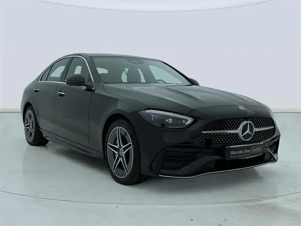 Usado Mercedes C300e 313 CV (230 kW) 2025 Negro obsidiana Berlina