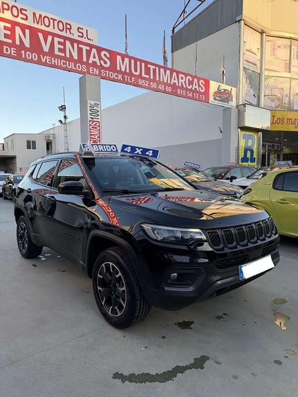 Usado Jeep Compass Trailhawk 241 CV (177 kW) 2022 Negro SUV