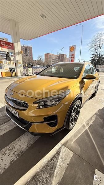 Usado Kia XCeed 136 CV (100 kW) 2020 Amarillo SUV