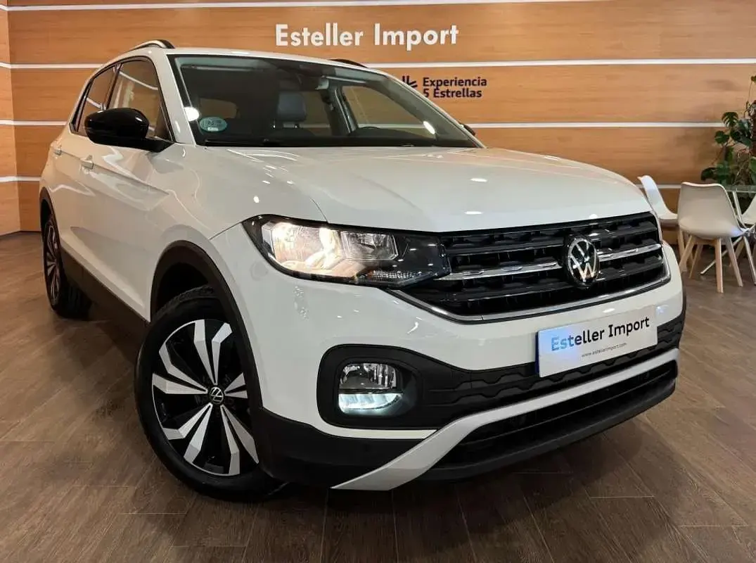 Usado VW T-Cross Advance 110 CV (80 kW) 2024 Blanco SUV