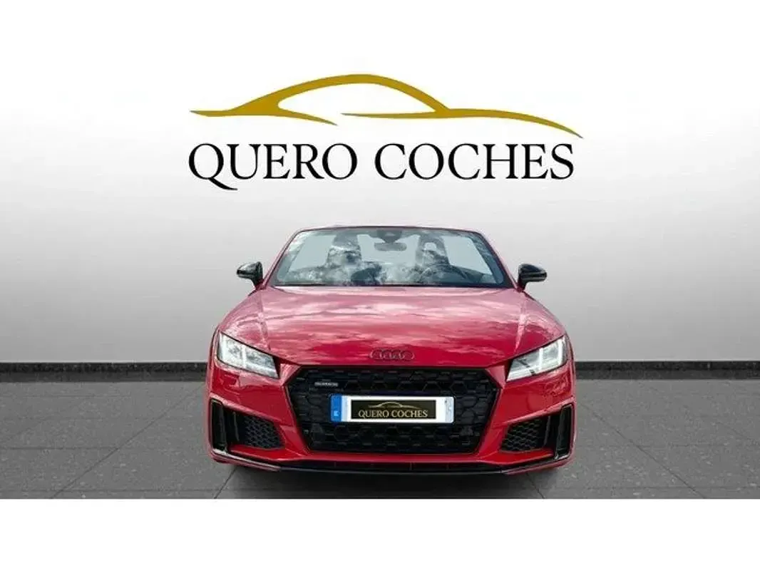 Begagnad Audi TT S-Line 245 HK (180 kW) 2021 Röd Cab