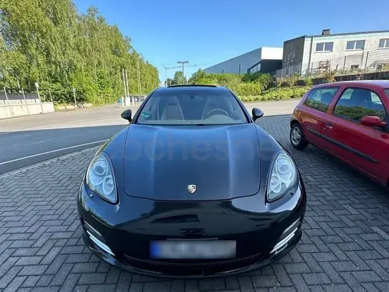 Usado Porsche Panamera 430 CV (316 kW) 2012 Negro Utilitario