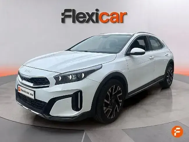 Usado Kia XCeed 120 CV (88 kW) 2023 Blanco SUV
