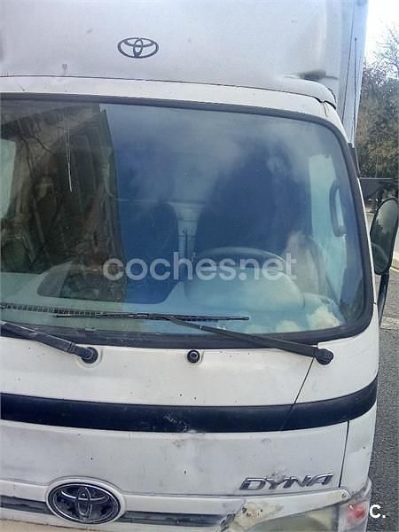 Usado Toyota Dyna 109 CV (80 kW) 2010 Blanco Recogida