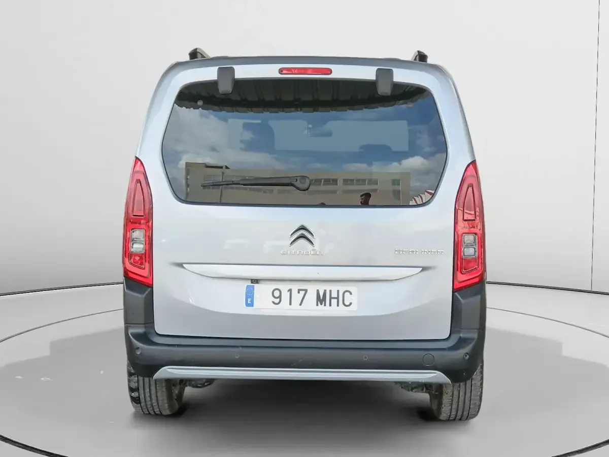 Usado Citroën Berlingo Shine 102 CV (75 kW) 2023 Monovolumen