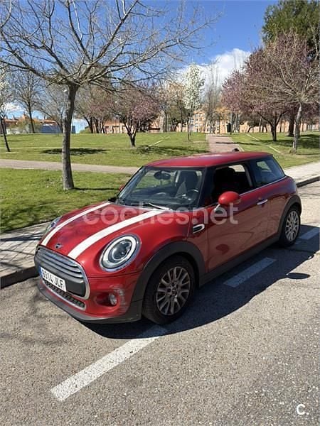 Usado Mini ONE 102 CV (75 kW) 2016 Rojo Utilitario