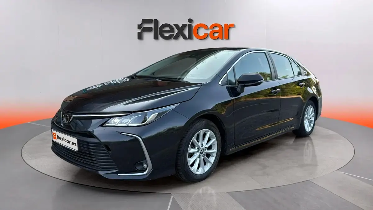 Usado Toyota Corolla Eco 140 CV (102 kW) 2023 Negro Berlina