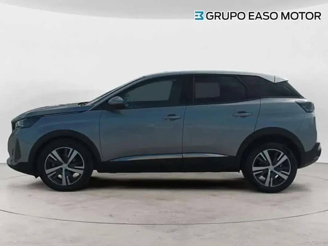 Usado Peugeot 3008 Allure 131 CV (96 kW) 2021 Gris SUV