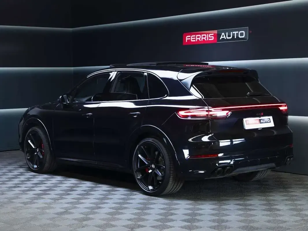 Usado Porsche Cayenne GTS 460 CV (338 kW) 2020 Negro SUV