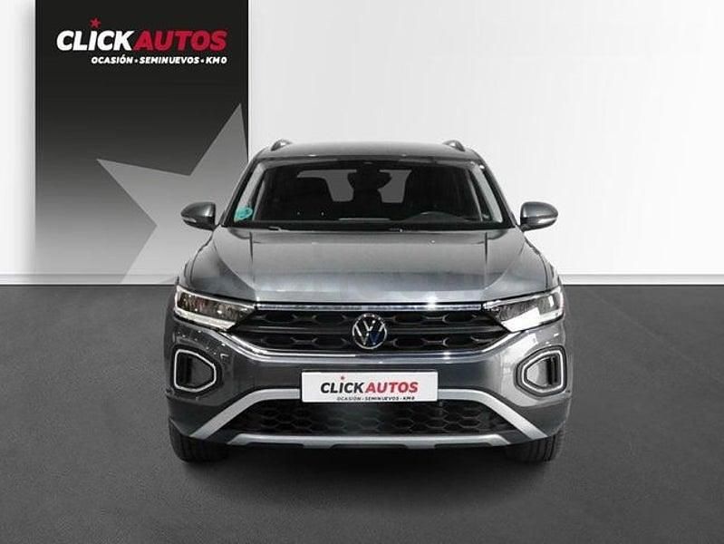 Usado VW T-Roc Life 110 CV (80 kW) 2022 Gris / plata SUV