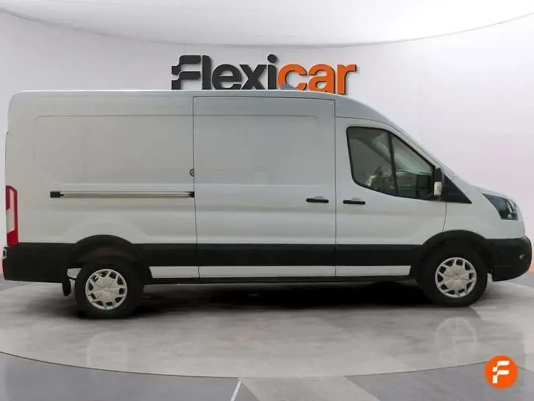 Usado Ford Transit 131 CV (96 kW) 2023 Blanco Van