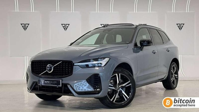 Gris Usado 2022 Volvo XC60 Plus SUV | 41.900 € (Un poco caro) - Imagen 1/4