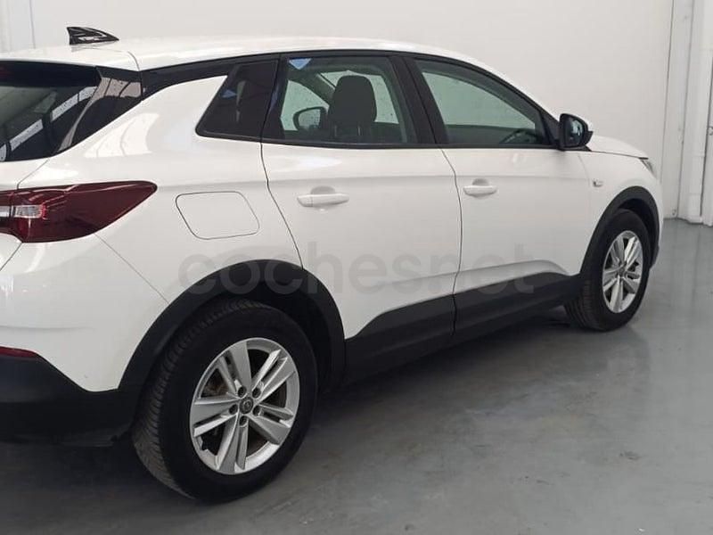 Usado Opel Grandland X Selective 120 CV (88 kW) 2017 Blanco SUV