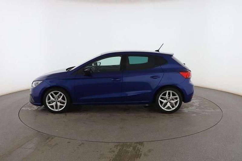 Usado Seat Ibiza FR 116 CV (85 kW) 2020 Azul Berlina